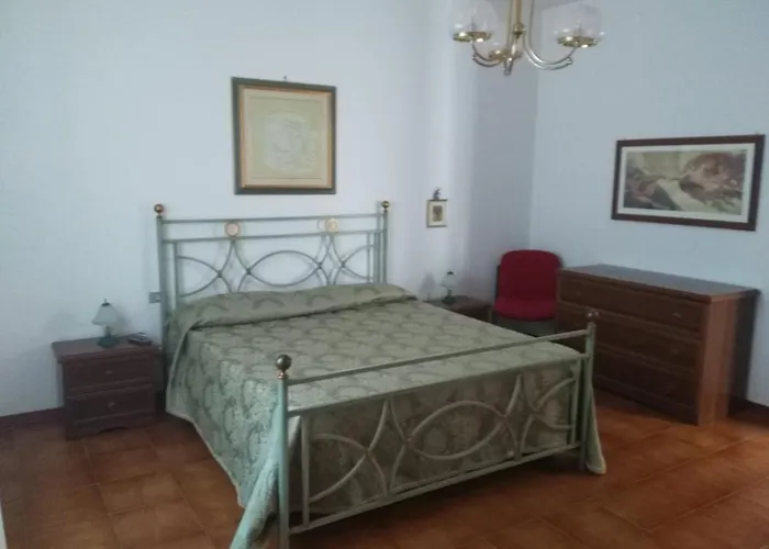 Alojamento de Acomodação e Pequeno-almoço Le Palme Scalea