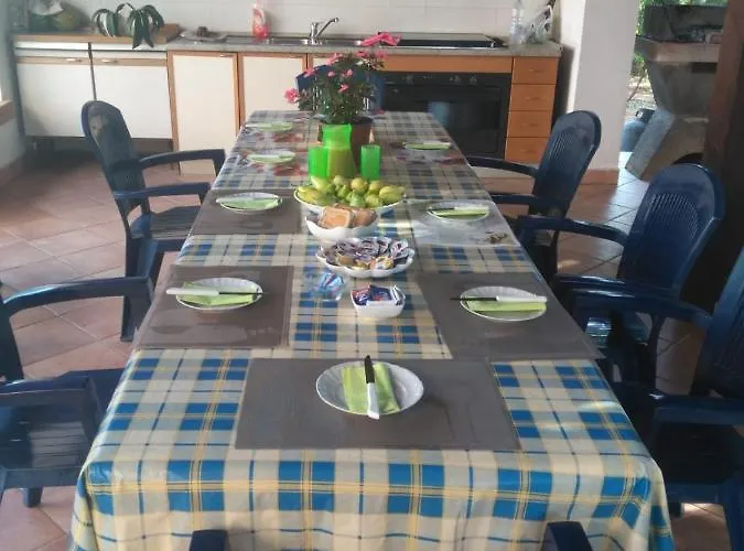 Alojamento de Acomodação e Pequeno-almoço Le Palme