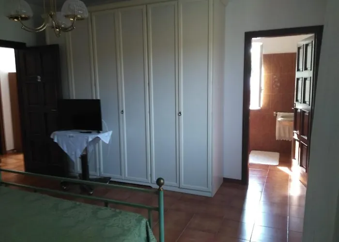 Alojamento de Acomodação e Pequeno-almoço Le Palme